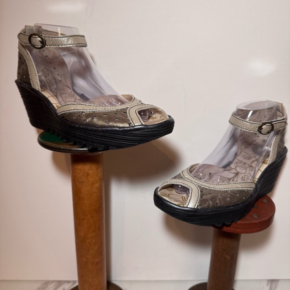 Fly London Shoes - FLY LONDON Ydel Perforated Leather Peep Toe Wedge  Sandals BRONZE / SZ 40 (US 9)